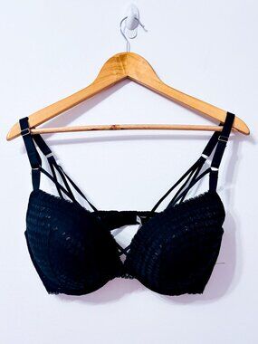 Black Lace Strappy Underwire Padded Plunge Bra Size 38DD